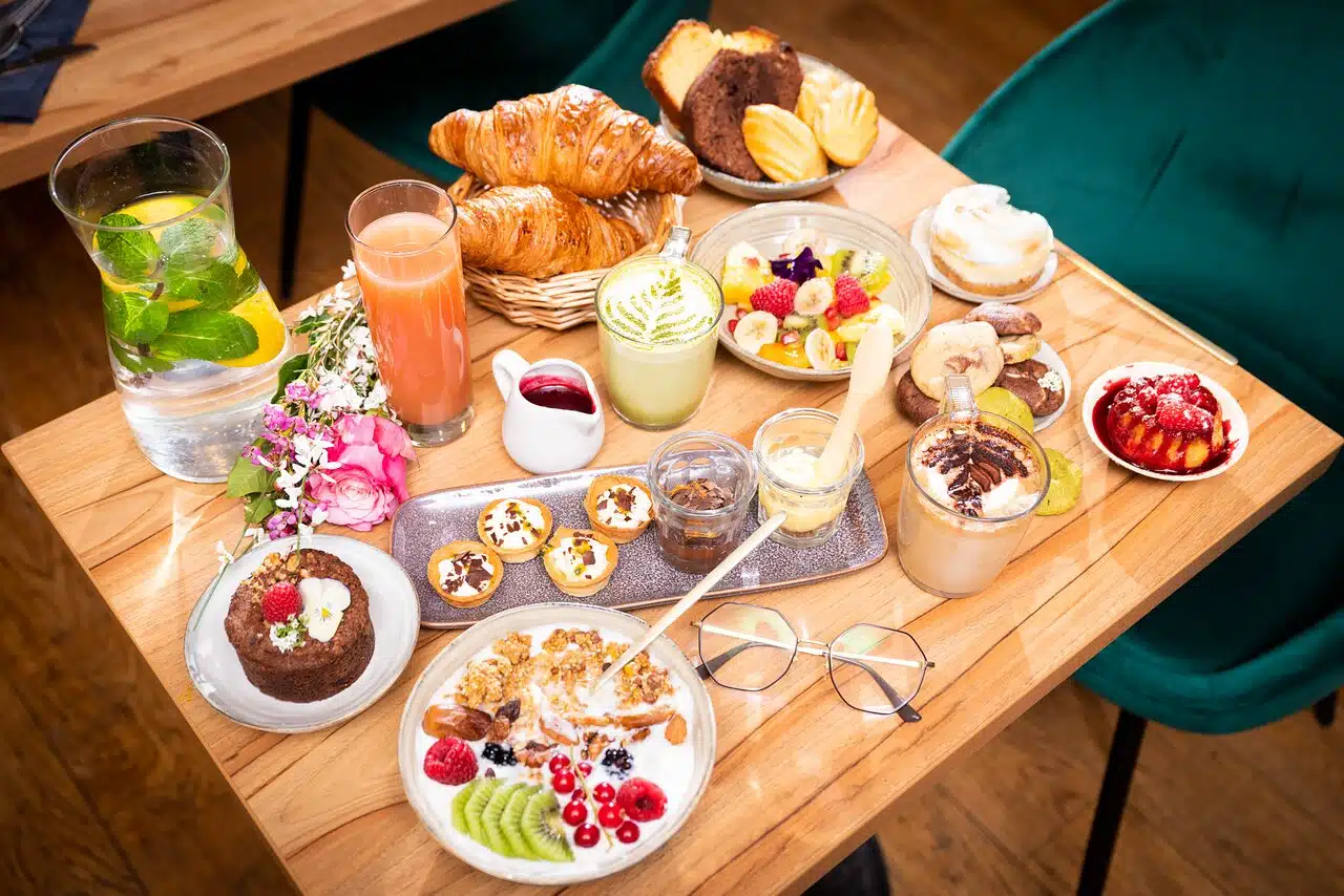 apego-decouvrez-le-brunch-healthy-a-paris-en-photos-et-trouvez-ladresse-parfaite-pour-satisfaire-votre-intention-de-recherche