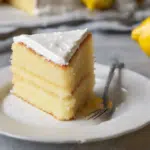 découvrez la recette ultime du cake au citron : acidulé, humide et moelleux à souhait. apprenez comment préparer ce délice avec notre guide facile et rapide.
